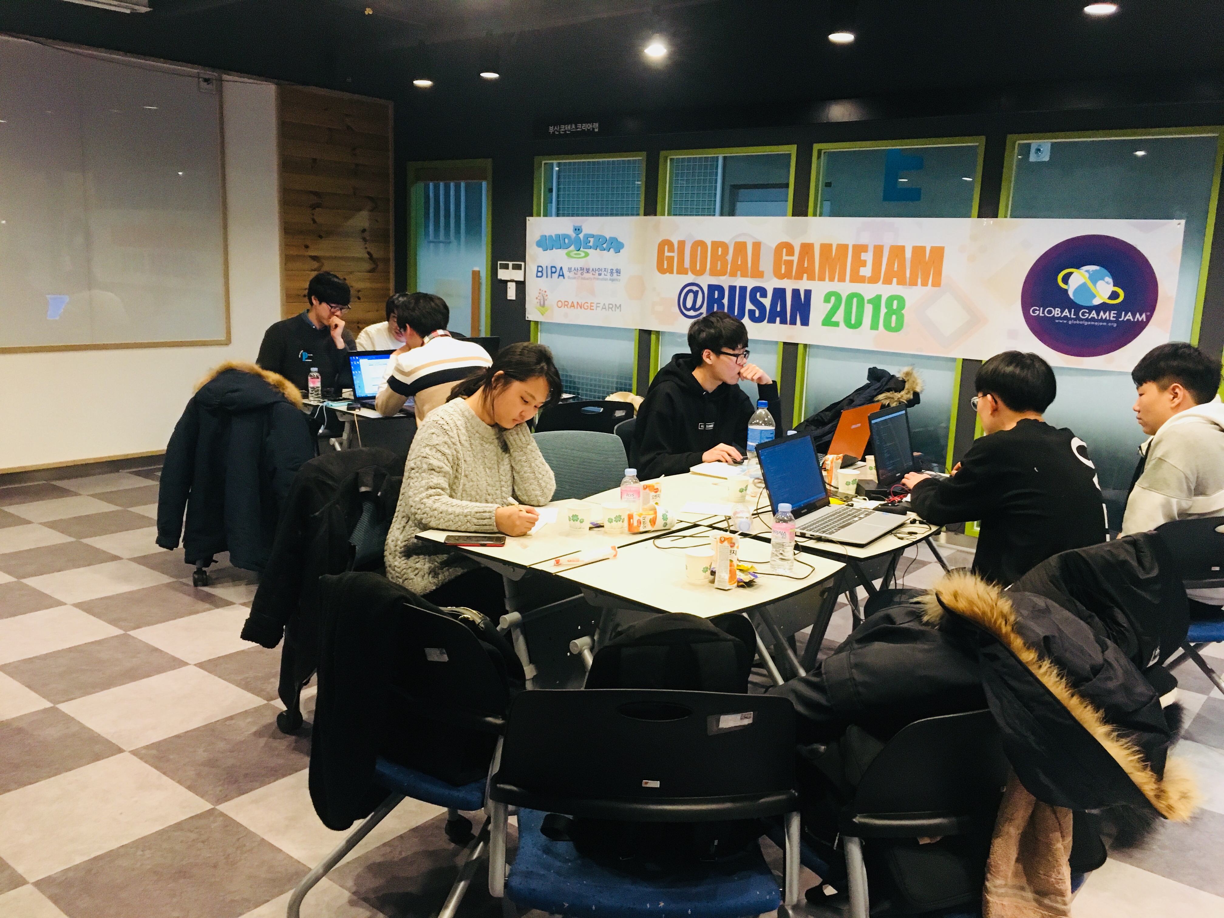 글로벌 게임 잼 부산 2018 후원 사진