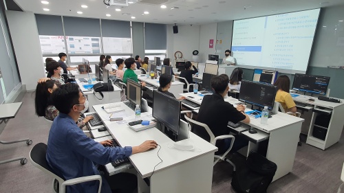 지역기업 맞춤형 ICT 단기 세미나 개최 사진