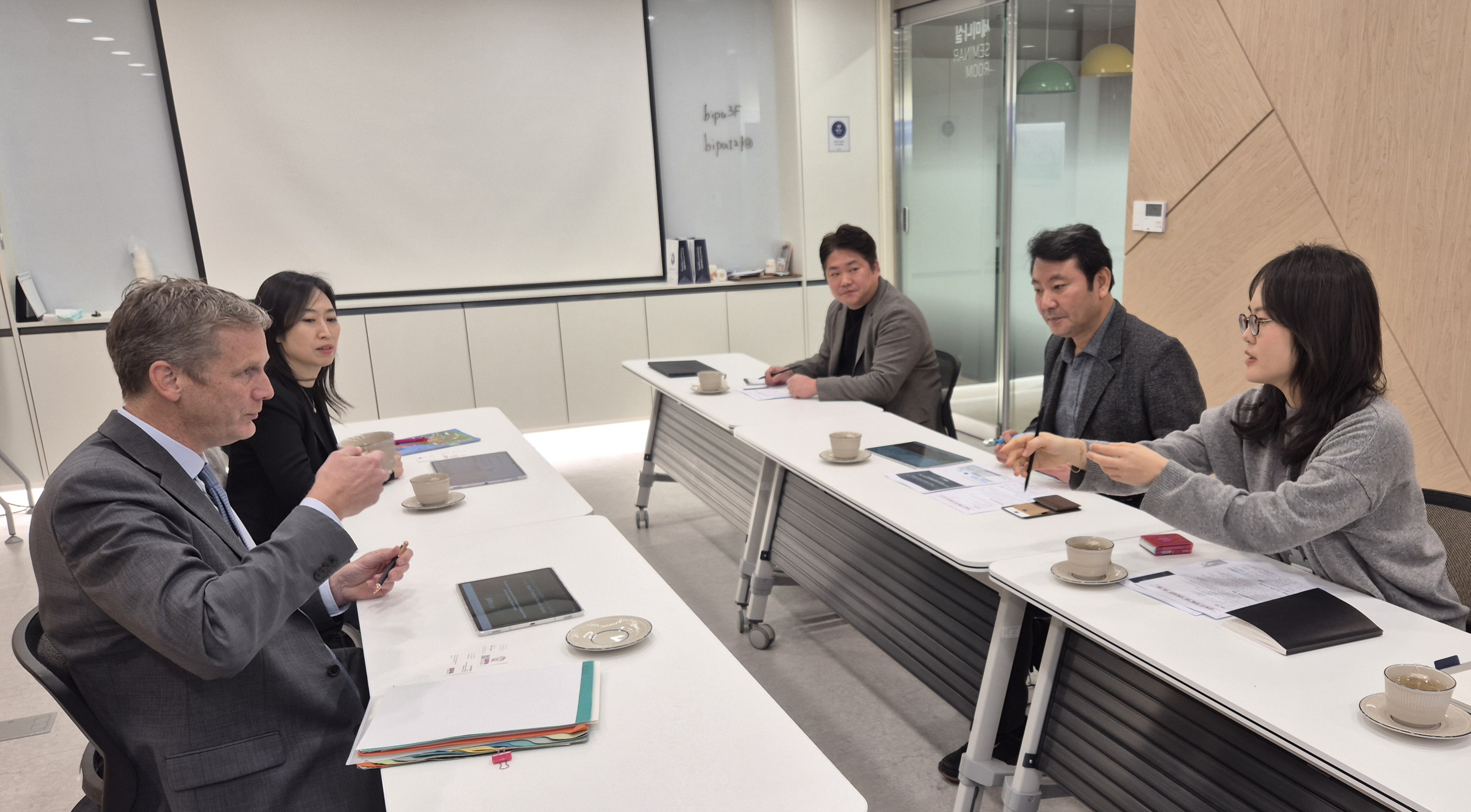 주한유럽연합대표부 미팅