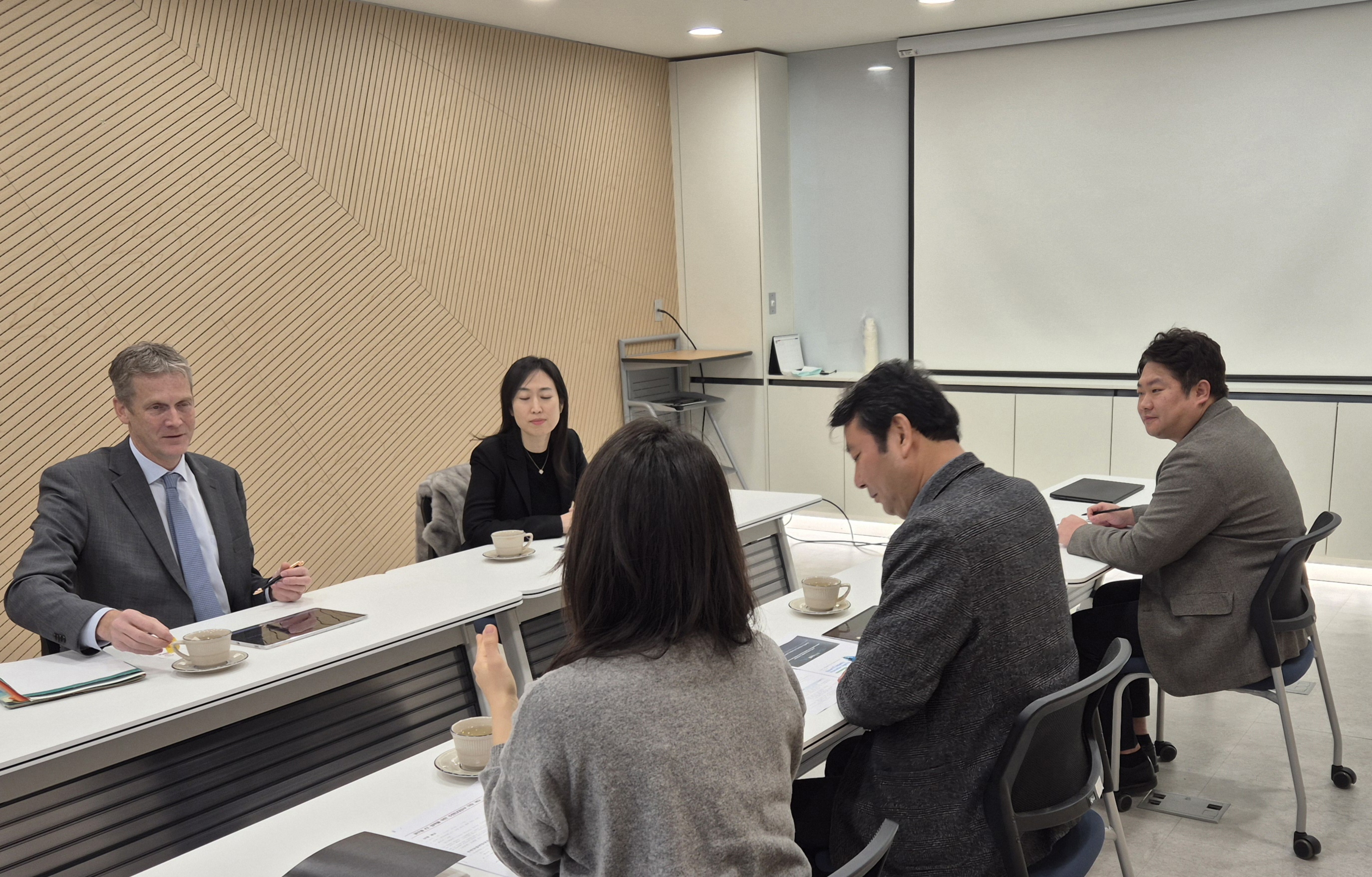 주한유럽연합대표부 미팅